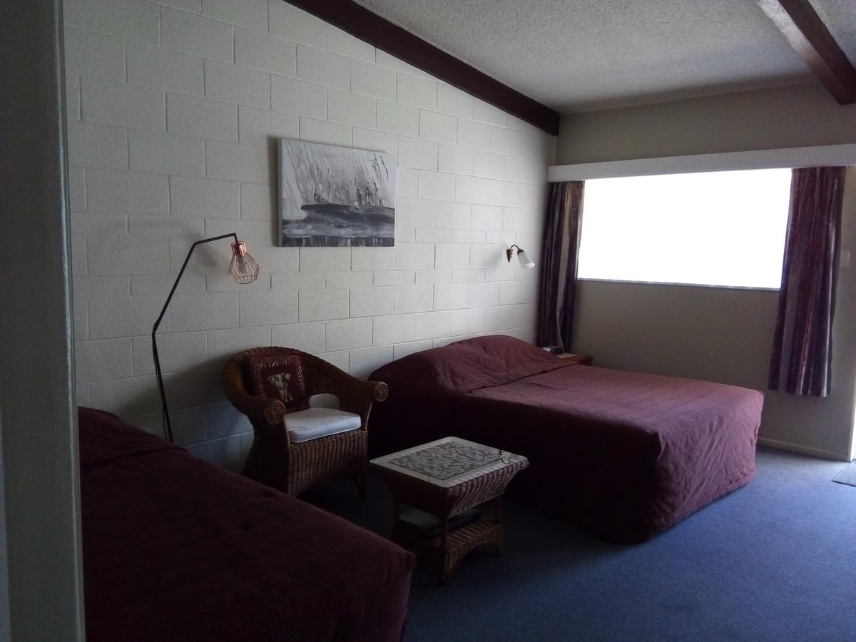 Redwood Lodge Motel Levin Exteriör bild